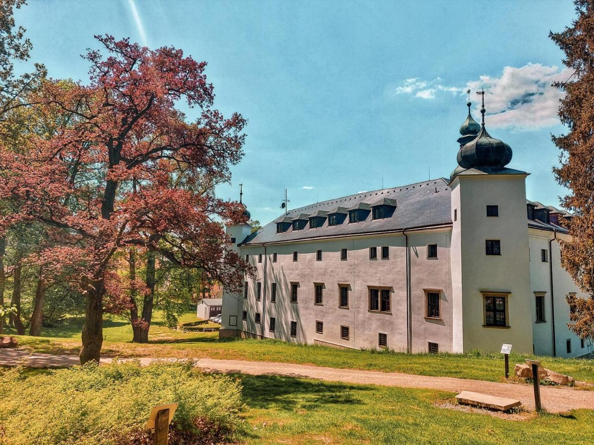 Zámek Třešť Trest Exterior foto
